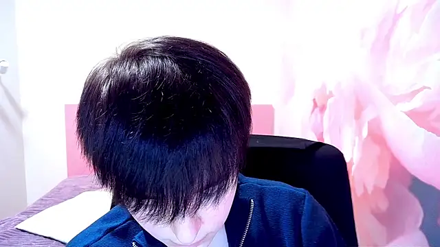 EmiliaYours online show from 12/28/24, 01:38