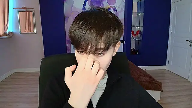 EmiliaYours online show from 01/06/25, 12:46