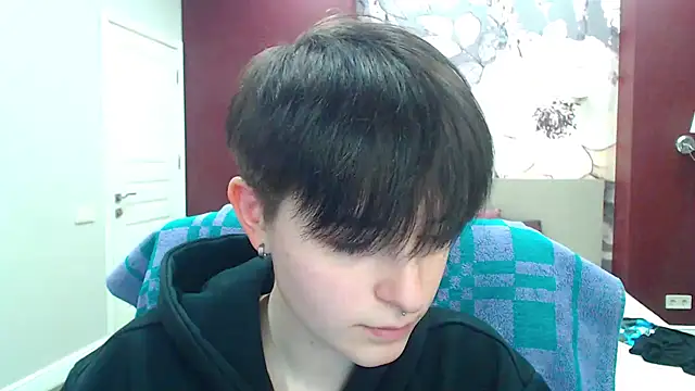 EmiliaYours online show from 01/14/25, 04:18