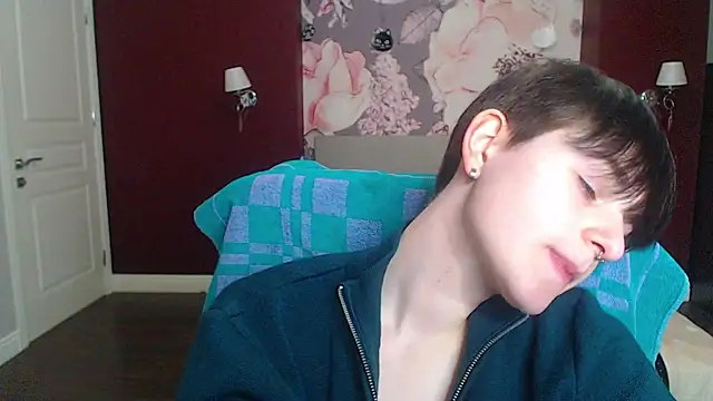 EmiliaYours online show from 01/18/25, 04:53