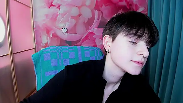 EmiliaYours online show from 01/21/25, 04:05