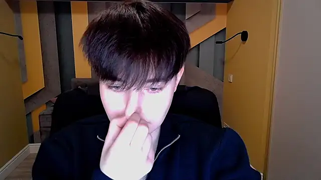 EmiliaYours online show from 03/03/25, 01:20