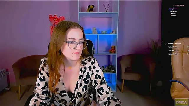 Snapshot of luna_berryy chatting on 12/04/24, 01:36 luna berryy online show from 12/04/24, 01:36