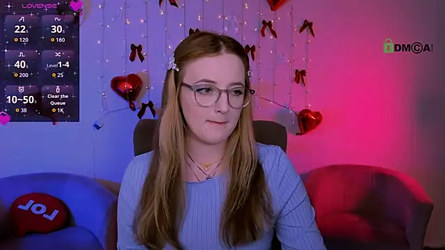 luna berryy online show from 05/08/26, 07:19