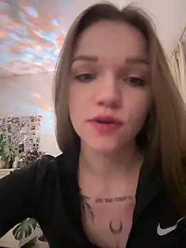 Snapshot of KitteCat chatting on 01/12/25, 07:21 KitteCat online show from 01/12/25, 07:21