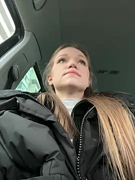 Snapshot of KitteCat chatting on 01/31/25, 07:39 KitteCat online show from 01/31/25, 07:39