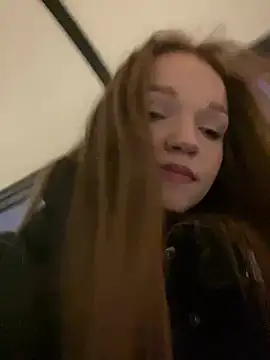 Snapshot of KitteCat chatting on 02/11/25, 03:29 KitteCat online show from 02/11/25, 03:29