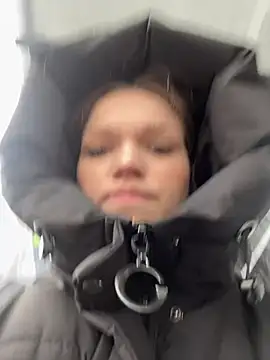 Snapshot of KitteCat chatting on 02/12/25, 09:31 KitteCat online show from 02/12/25, 09:31