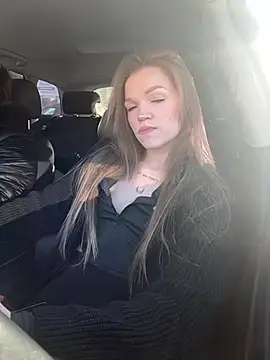 Snapshot of KitteCat chatting on 02/21/25, 10:07 KitteCat online show from 02/21/25, 10:07