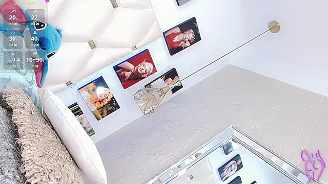 Niccolls Princess online show from 02/28/25, 11:12