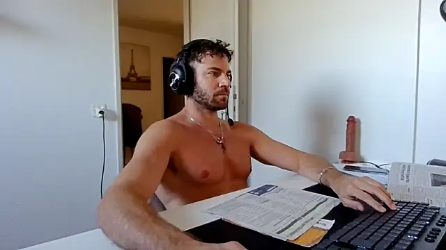 alpha-hunk online show from 03/10/26, 01:49