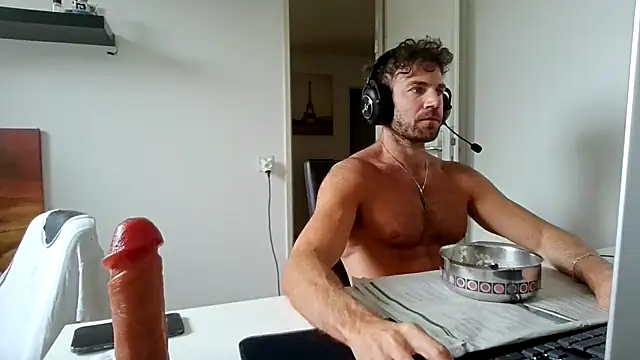 alpha-hunk online show from 05/15/26, 10:00