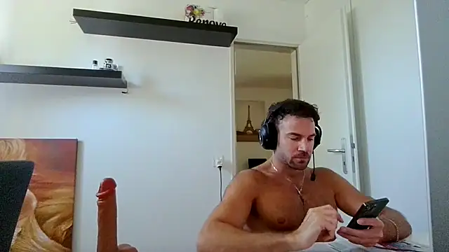 alpha-hunk online show from 05/22/26, 09:26