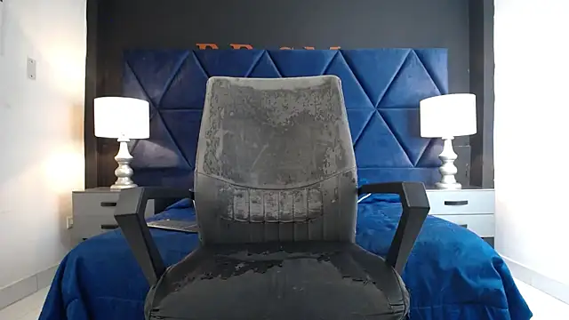 Snapshot of Sr_Magnus_ chatting on 02/01/25, 02:13 Sr Magnus online show from 02/01/25, 02:13