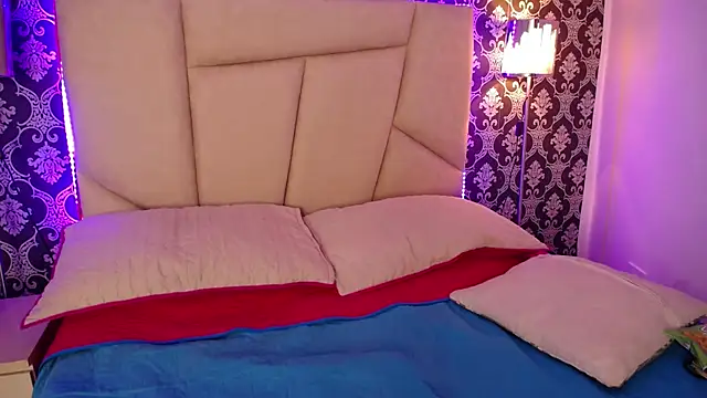 Snapshot of Sr_Magnus_ chatting on 03/07/25, 12:12 Sr Magnus online show from 03/07/25, 12:12