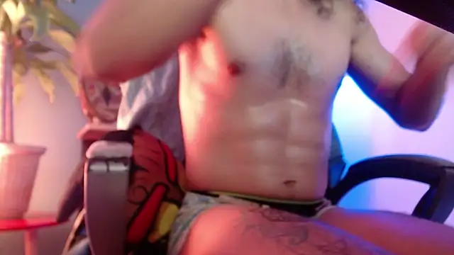 Snapshot of Sr_Magnus_ chatting on 03/19/25, 07:40 Sr Magnus online show from 03/19/25, 07:40