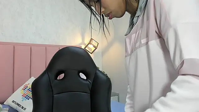 MAYROBERTSS online show from 01/29/25, 12:35