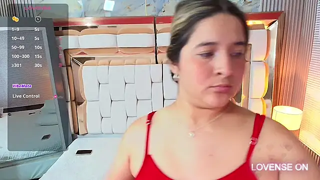 Snapshot of collegepawglovedaddy chatting on 12/28/24, 01:50 collegepawglovedaddy online show from 12/28/24, 01:50