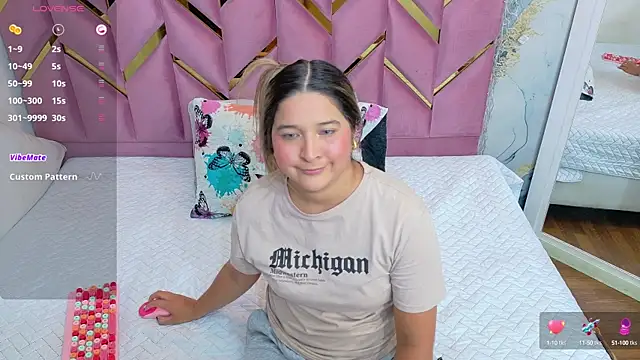 Snapshot of collegepawglovedaddy chatting on 09/28/25, 07:41 collegepawglovedaddy online show from 09/28/25, 07:41