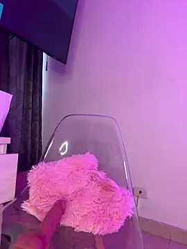 ariiel  online show from 03/05/25, 10:32