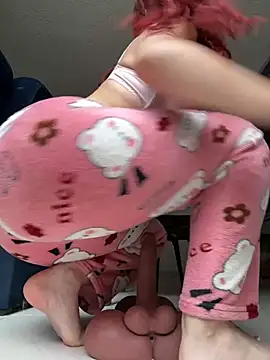 ariiel  online show from 04/19/26, 06:10