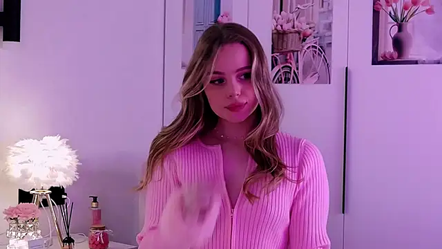 Snapshot of SIlviaBeyt chatting on 01/21/25, 08:21 SIlviaBeyt online show from 01/21/25, 08:21