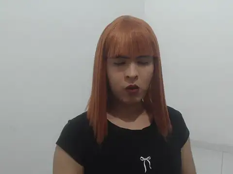 estefania224 online show from 04/27/26, 11:25