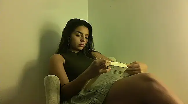 Gina257 online show from 12/30/24, 06:16