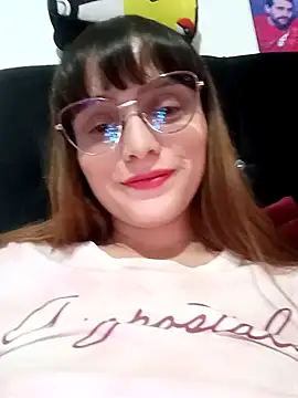 Lucyy-hess online show from 02/04/25, 09:41