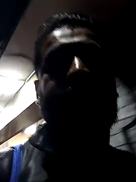 Snapshot of sabor_Latino_bdsm chatting on 10/19/25, 01:28 sabor Latino bdsm online show from 10/19/25, 01:28