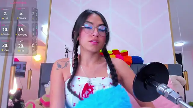 MadyJackson online show from 11/12/25, 11:32