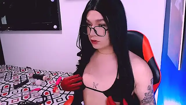 Snapshot of bubble_red chatting on 10/17/25, 10:23 bubble red online show from 10/17/25, 10:23