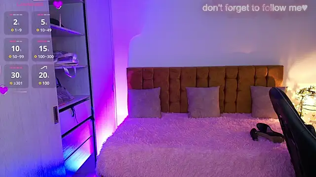 alexiaaross online show from 12/13/24, 07:43