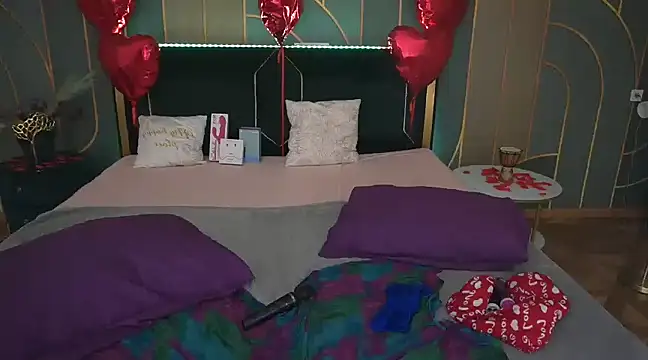 Snapshot of VeronikaVel chatting on 02/28/25, 01:58 VeronikaVel online show from 02/28/25, 01:58