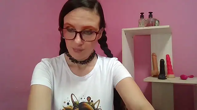 LolaBoobs online show from 04/18/26, 07:23