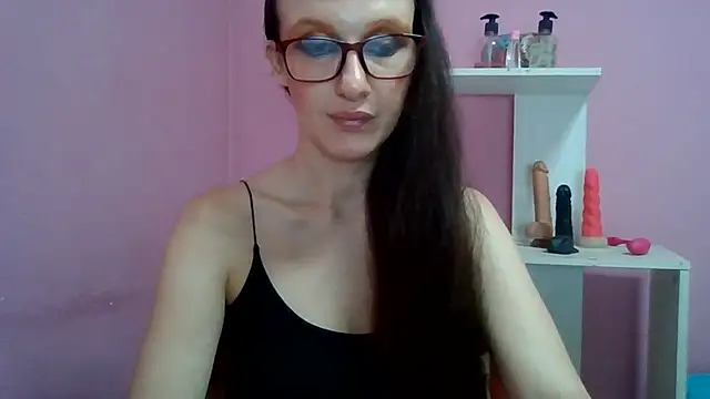 Snapshot of LolaBoobs chatting on 06/17/26, 11:01 LolaBoobs online show from 06/17/26, 11:01