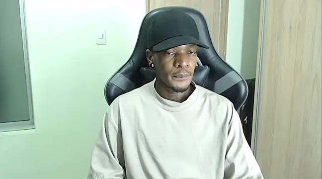 Snapshot of asaapr chatting on 12/07/24, 05:48 asaapr online show from 12/07/24, 05:48