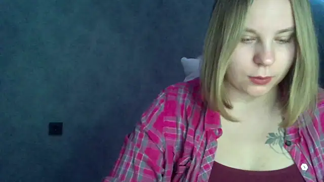 Thalia  Star online show from 02/05/25, 04:48