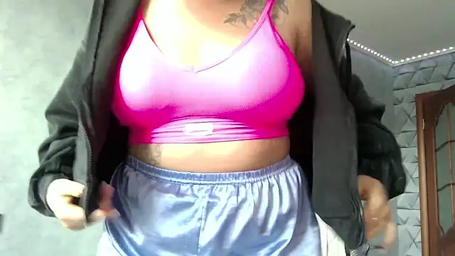 Thalia  Star online show from 02/13/25, 08:27