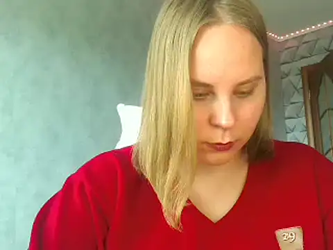 Thalia  Star online show from 02/23/25, 08:39