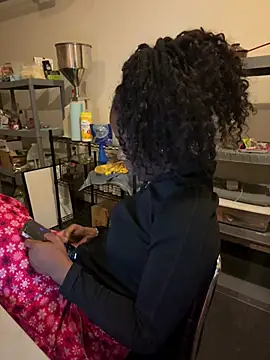 choclatepeaach online show from 01/13/26, 02:28