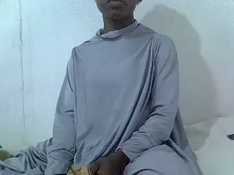 Snapshot of redassmama2 chatting on 12/13/24, 04:49 redassmama2 online show from 12/13/24, 04:49