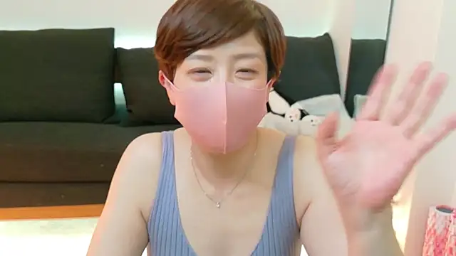 Snapshot of Risa_06 chatting on 02/25/25, 06:03 Risa 06 online show from 02/25/25, 06:03