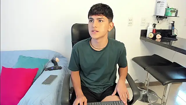 Lyam ap online show from 02/20/25, 03:19