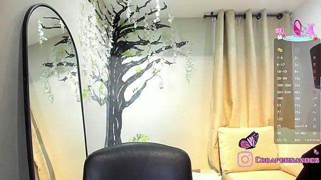 ebbafernandez  online show from 05/04/26, 12:01