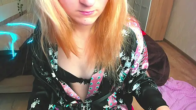 Miss Elsa  online show from 02/27/25, 12:54