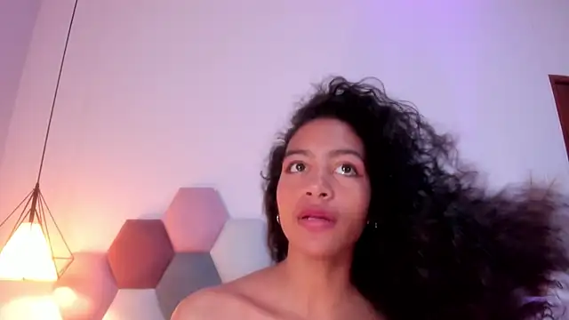 Snapshot of AntonellaHall_ chatting on 01/22/25, 02:56 AntonellaHall online show from 01/22/25, 02:56