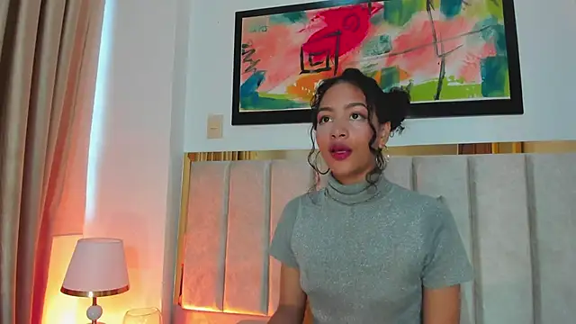 Snapshot of AntonellaHall_ chatting on 03/13/25, 12:02 AntonellaHall online show from 03/13/25, 12:02