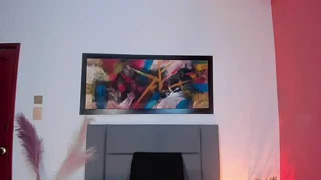 Snapshot of AntonellaHall_ chatting on 09/09/25, 11:48 AntonellaHall online show from 09/09/25, 11:48