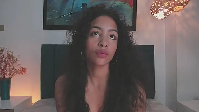 Snapshot of AntonellaHall_ chatting on 09/16/25, 12:06 AntonellaHall online show from 09/16/25, 12:06